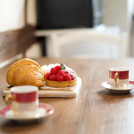 & Quiet, Full For 2 L'escapade Fleurie Apartment