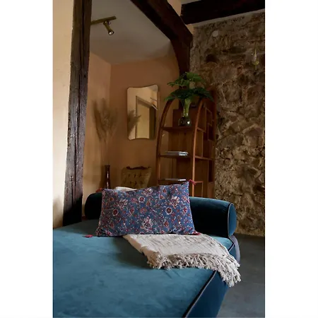 Apartment & Quiet, Full For 2 L'escapade Fleurie