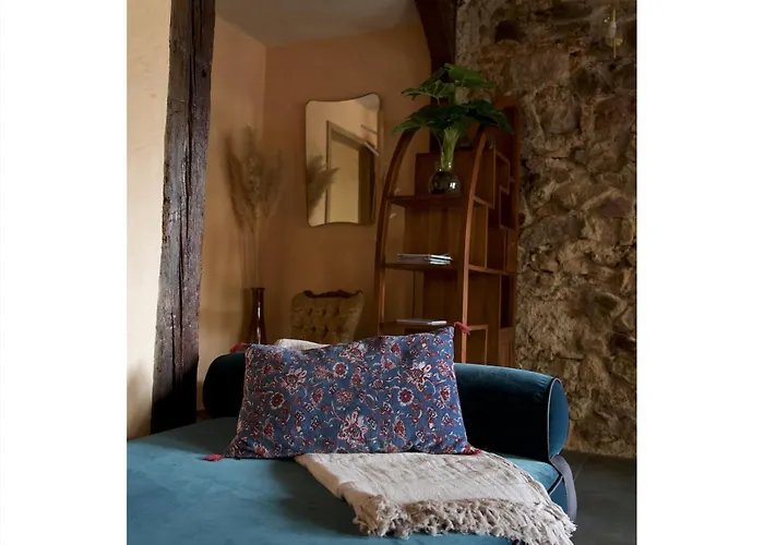 Lägenhet & Quiet, Full For 2 L'escapade Fleurie